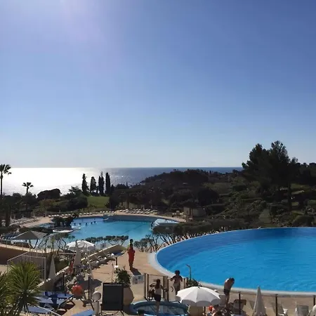 T2 Duplex, Centre Village, 2 Terrasses Apartamento Saint-Raphaël