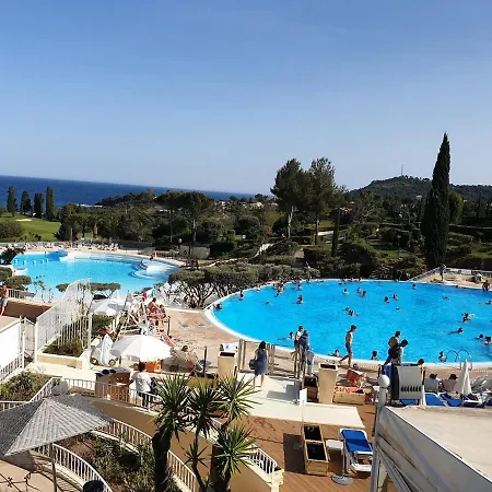 Apartment T2 Duplex, Centre Village, 2 Terrasses