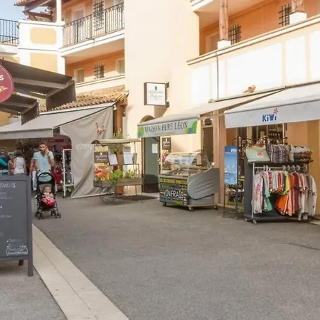 T2 Duplex, Centre Village, 2 Terrasses Apartamento *
